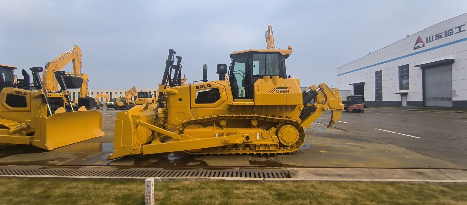 SDLG D26H