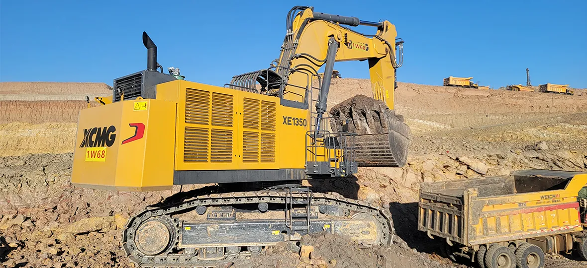 Excavadora XCMG XE1350